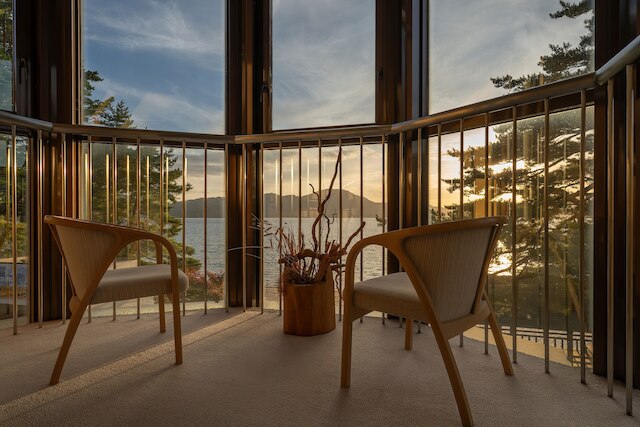 湖畔浪漫の宿かたくりの花