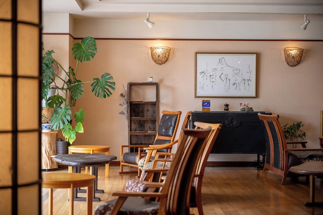 湖畔浪漫の宿かたくりの花