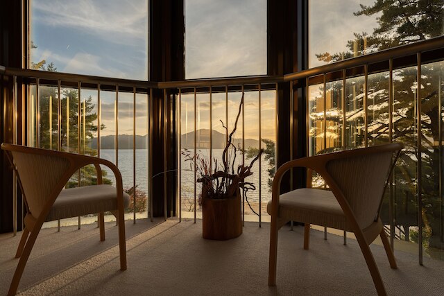 湖畔浪漫の宿かたくりの花