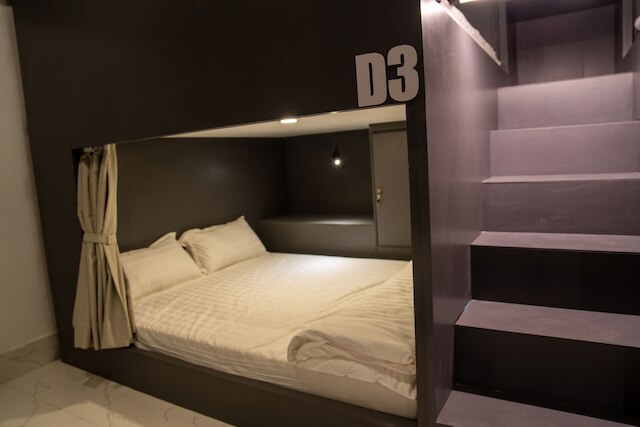 レメディ・ホステル