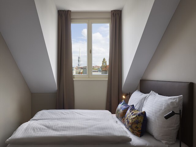 フランツ バイ ザイトラウム