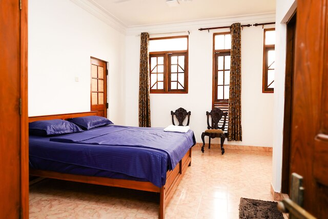 アナムホステル