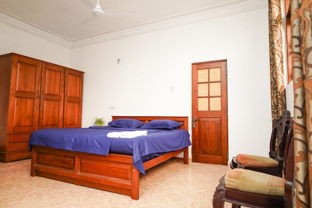 アナムホステル