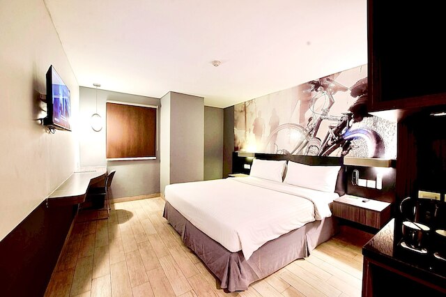 ホル ホテル マンガ ドゥア スクエア