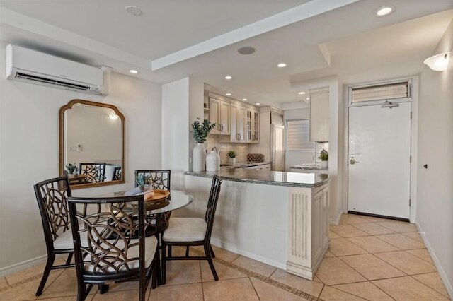 ロイヤル マウイアン 512 2 ベッドルーム コンドミニアム