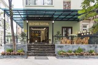 ブルビズ ホテル 8