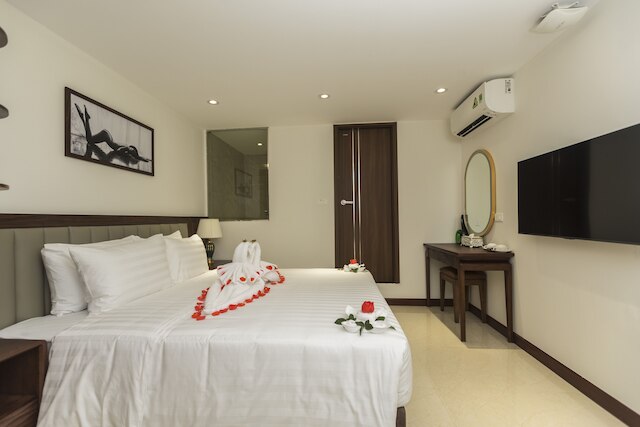 ブルビズ ホテル 8