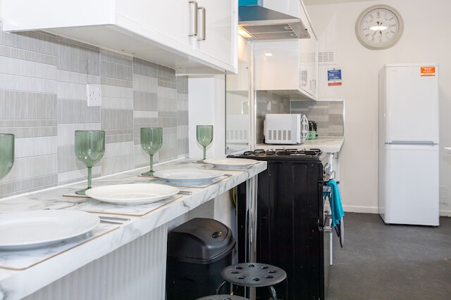 サルフォードの魅力的な4ベッド・ゲストハウス