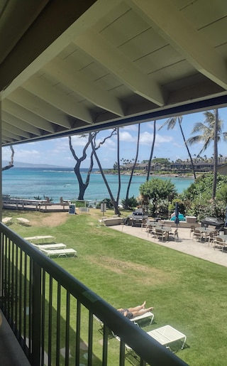 ラハイナのナピリ・サーフ209