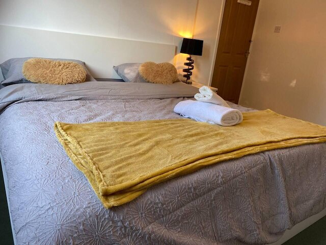 ザ ゴールド- ホーム アウェイ フロム ホーム