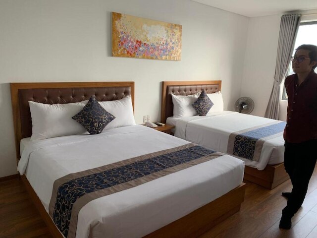 サンセット・シー・ホテル