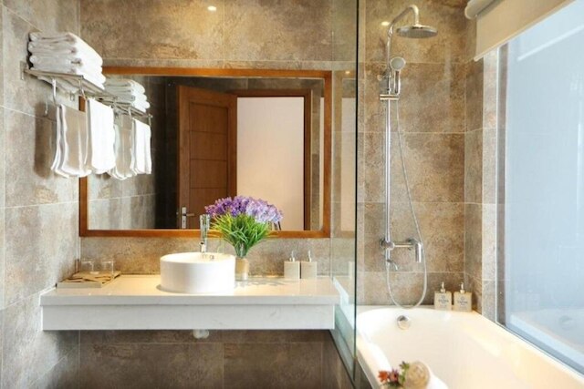 サンセット・シー・ホテル