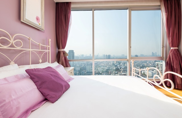 サービスド 1 ベッド パノラミック スカイヴィラズ チェックイン 15h トゥ 22h オンリー