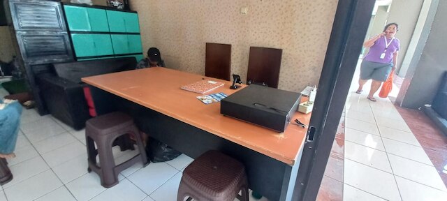 OYO 93480 アパートメン ゲートウェイ チカダス バイ ケロラ ルーム