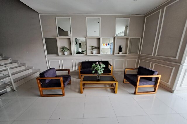 キャピタル O 93481 アパートメン グランド アジア アフリカ バイ ケロラ ルーム