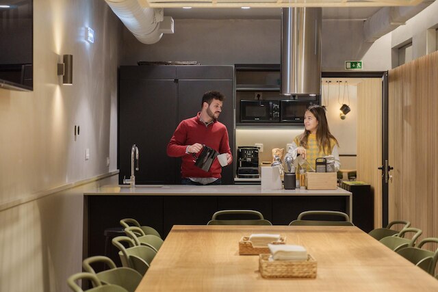 フィール・ポルト・フィルメザ・コワーキング・フラット 4 4