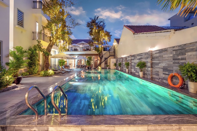 フルムーンアパートメンツ