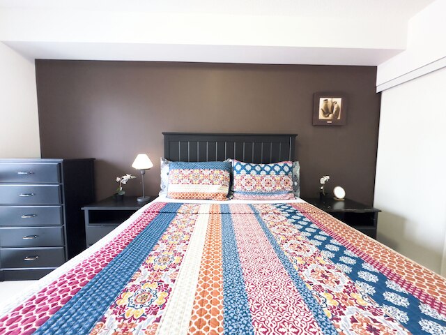 ラグジュアリースイートバイ CNタワー&フリーパーキング