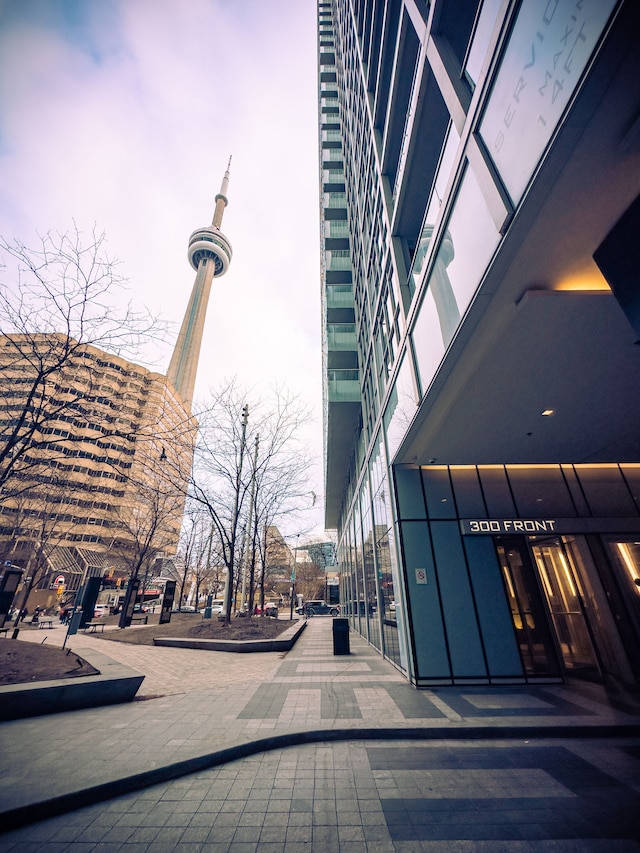 ラグジュアリースイートバイ CNタワー&フリーパーキング