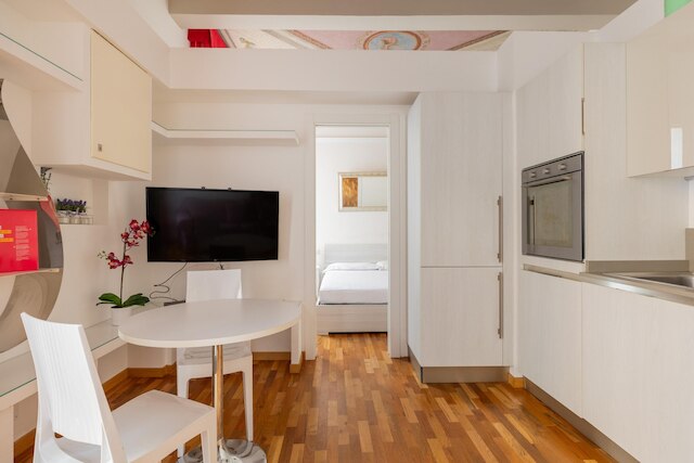 ゲラッツィ 23 - ラ カーサ マジェンタ