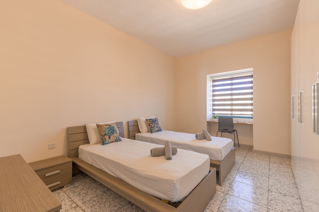 ハーバービュースペーシャス2BRアパートメント