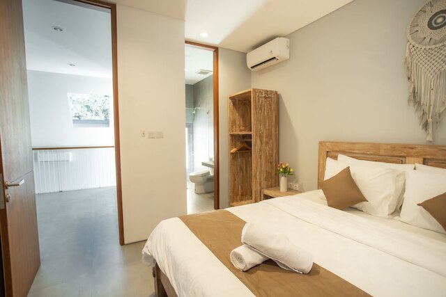 ヴィラ コマング ジンバラン