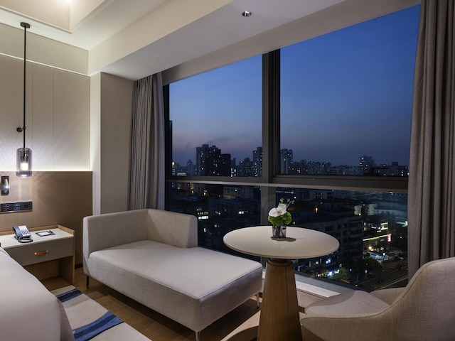 Novotel Shanghai Jingan