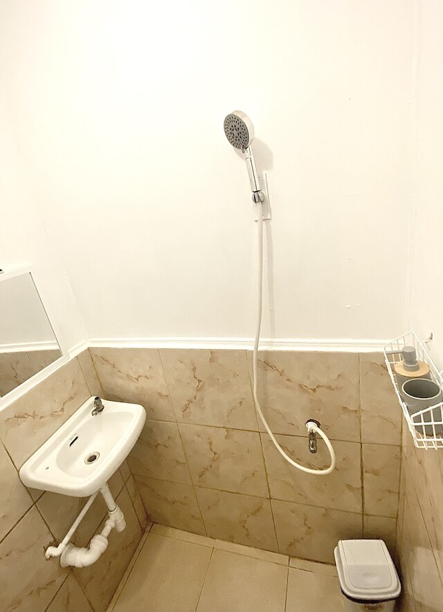 ジャングルホステルエルニド