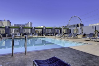 サファイアスカイラインプレミアムスイート