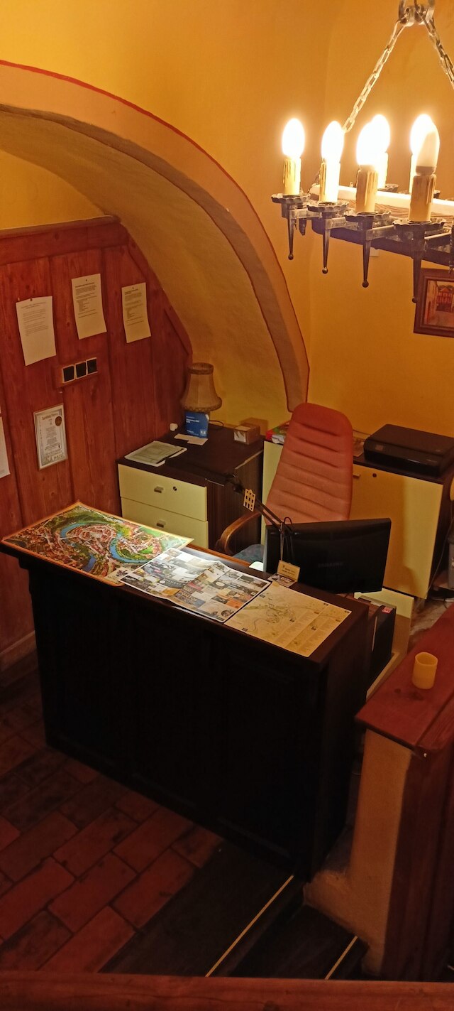 ロディンネウビヨバーニュビーレパニ