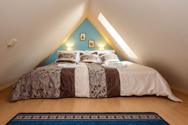 ロディンネウビヨバーニュビーレパニ