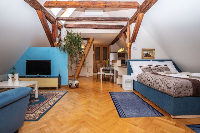 ロディンネウビヨバーニュビーレパニ