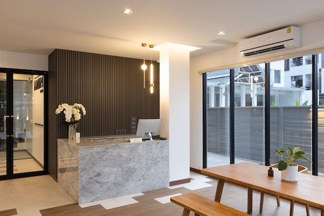 AMIRI PLACE ホテル