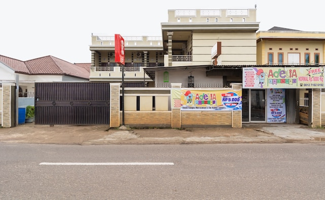 ホテル O アデリア レジデンス