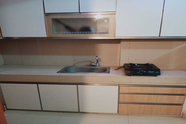 OYO 93543 ベルモント レジデンス ニア シロアム クリニック メルヤ