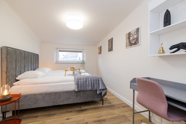 ショートステイポーランド ゼラズナ B146