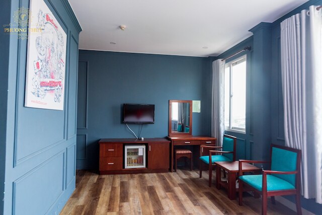 フング シー ホテル トゥ ドゥック ニア QL13