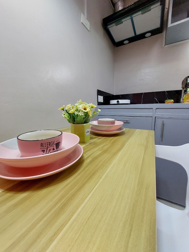 バジェット・ステイ・ウィズ・ベイ&シティ・ライツ・ビュー