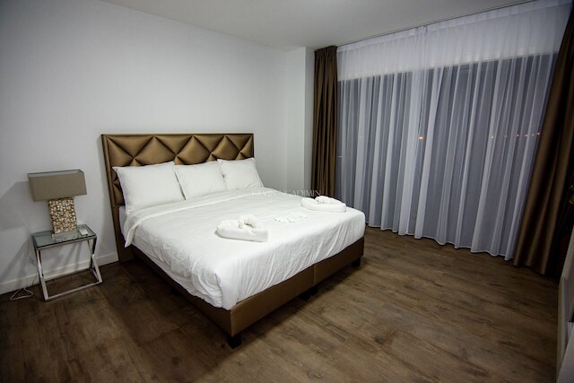 エンパイア1 セリーナストリート パラマリボ