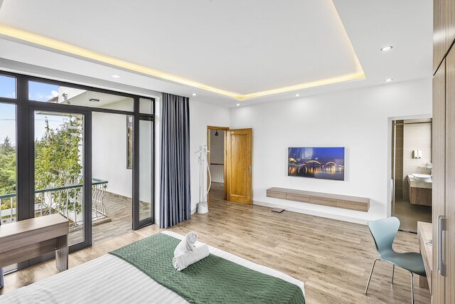 ハン川近くのソルヴィラ4BR