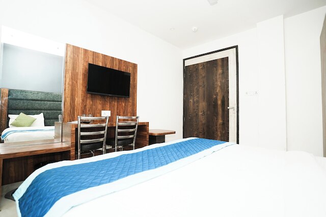 ホテル イシャン パレス ニア IGI デリー エアポート