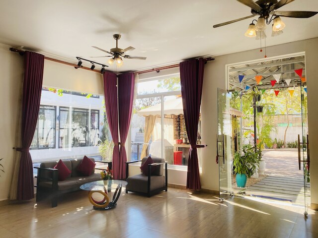 アナンファダ・ブティック