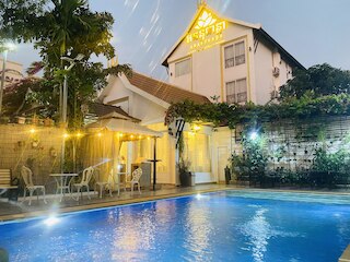 アナンファダ・ブティック