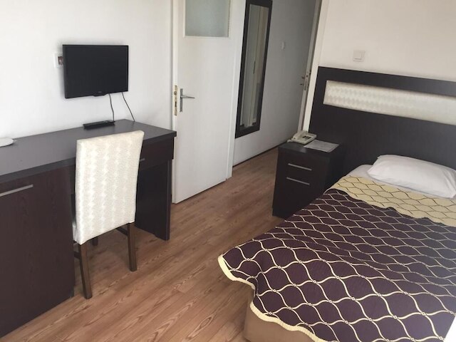 ザ ローズ オテル