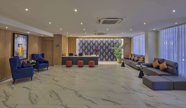 グランド コンチネント ヘッバル ア サローヴァー ポルティコ アフィリエイト ホテル