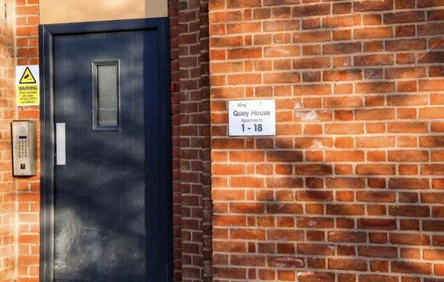 サルフォードの愛らしい1ベッドルームアパートメント