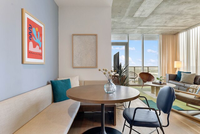 サンシャインコンドインダウンタウンオースチン