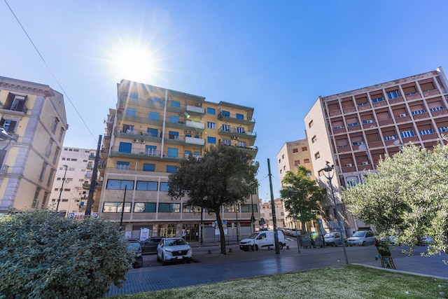 ナショナルスクエアナポリ