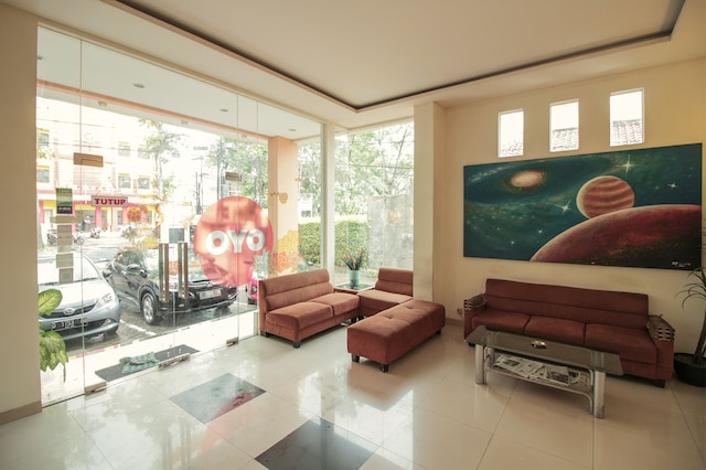 キャピタル O ギャラクシー イン