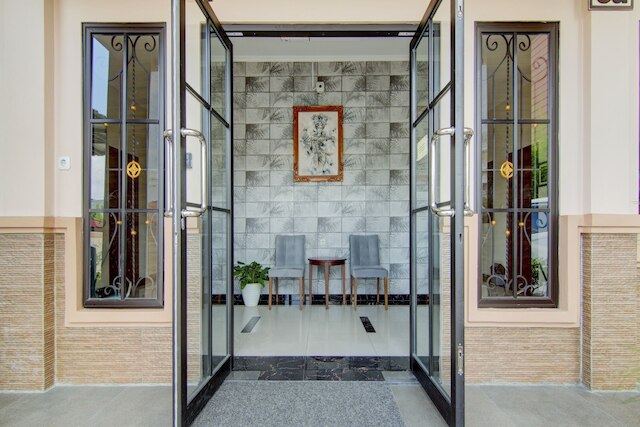 OYO 90233 ザ シャイン レジデンス